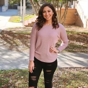 Meet your Posher, Kendra